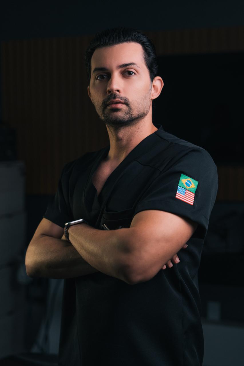Dr. Alberto Volghan